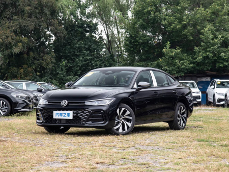 VW Passat 2027 Pro 300TSI Luxury Edition