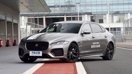Jaguar XFL Flagship Sport AWD P300