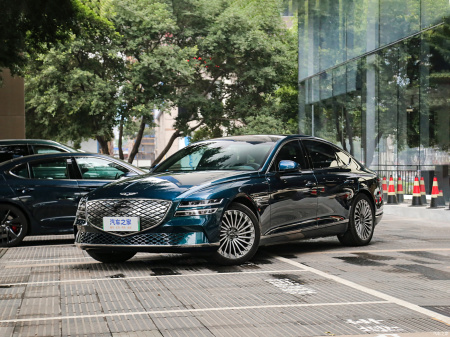 Genesis Electrified G80 Flagship AWD