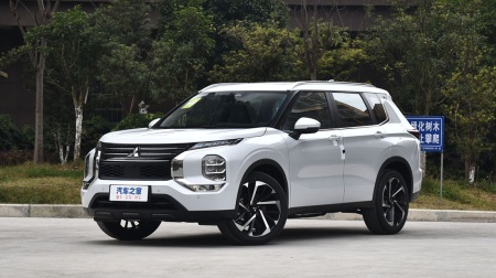 Mitsubishi Outlander Exclusive 1.5T CVT