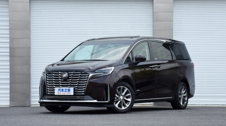 Buick GL8 Avenir 7 Seat