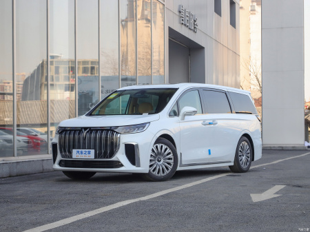 Voyah Dreamer Flagship EV Long Range