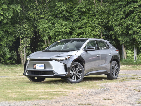 Toyota bZ4X 560 MAX AWD