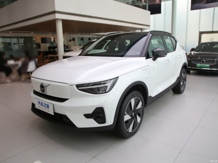 Volvo XC40 Recharge Long-Range