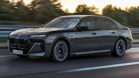 BMW 7 Series M760e xDrive M Performance