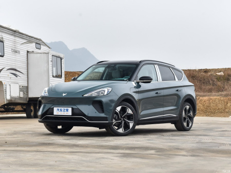 Arcfox α-T 600D Forest PRO 320kW