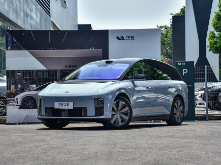 Li Auto i8 2025 Standard Edition