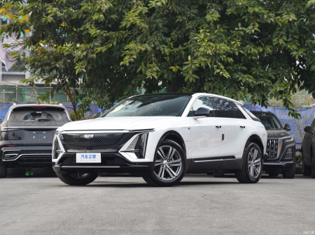 Cadillac Lyriq Luxury Standard Range RWD