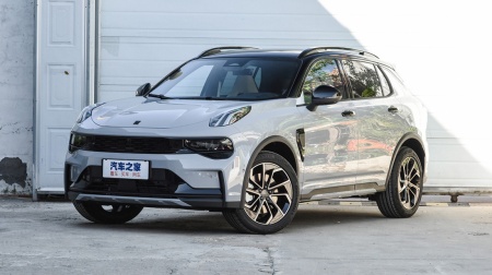 Lynk & Co 01 PHEV Dawn 1.5TD EM-P