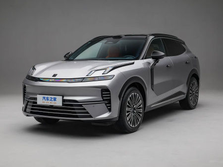 Lynk & Co 08 EM-P 2026 210 AWD Performance Ultra H7
