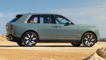 Rolls-Royce Cullinan V12 Black Badge Automatic