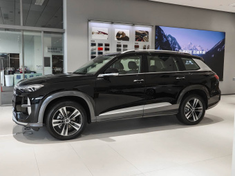 Audi Q6 2026 40 TFSI Quattro Commemorative Edition Yulin Package 7-seater