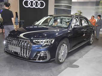 Audi A8L 2025 Horch Founder Edition 60TFSI