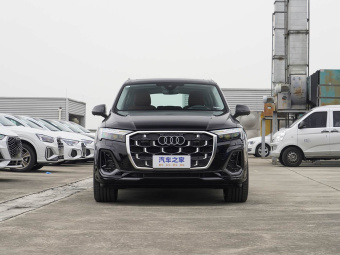 Audi Q7 2025 55 TFSI Quattro S line Premium