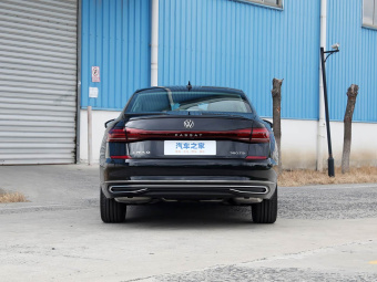 VW Passat 2025 Outstanding Model 380TSI Dragon Edition