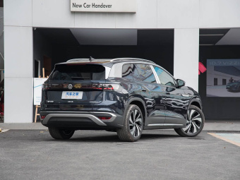 VW ID.6 CROZZ 2024 PURE