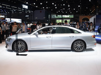 Audi A8L 2025 55 TFSI Quattro Flagship Model