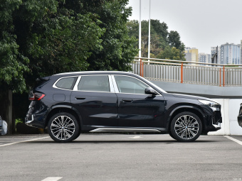 BMW X1 xDrive25Li X Design