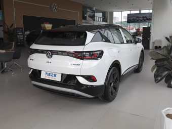 VW ID.4 CROZZ 2025 Long-Range Dark Knight PRO Edition