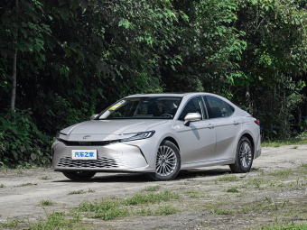 Toyota Camry Hybrid 2027 Hybrid 2.0HE Elite Edition