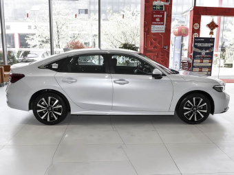 Honda Civic 2025 2.0L e:HEV Hybrid Plus