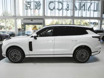 Lynk & Co 09 2026 2.0T AWD Explorer Ultra