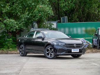 VW Passat 2025 Outstanding Model 330TSI Starry Sky Elite Edition