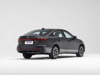 VW Sagitar 2026 S 300TSI Luxury Edition