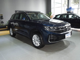 VW Touareg 2025 Restyled 2.0TSI Sharp Crest Edition