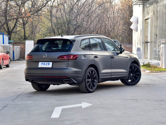 VW Touareg 2023 Model 3.0TSI Elite Volcanic Rock Paint Sport Edition