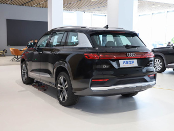 Audi Q6 2025 40 TFSI Quattro Commemorative Edition Feather Package 7-seater