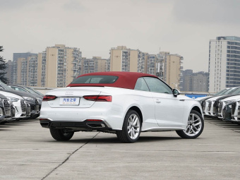 Audi A5 Cabriolet 2024 40 TFSI Stylish Dynamic