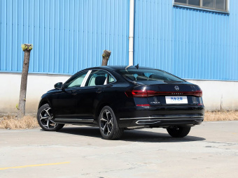 VW Passat 2025 Outstanding Model 380TSI Starry Sky Dragon Edition