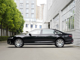 Audi A8L 2026 Horch Founder Edition 60TFSI