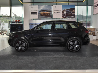 VW Touareg 2026 Model 3.0TSI Premium Edition