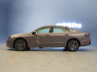 VW Passat 2025 Pro 380TSI Dragon Edition