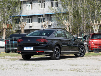 VW Magotan 2026 30 Million Unit Selection Edition 330TSI DSG Elite