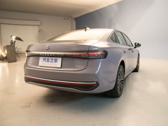 VW Passat 2025 Pro 380TSI Dragon Edition