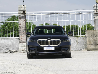 BMW 5 Series 2026 Restyled 530Li Premium Luxury