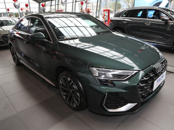 Audi A3L Limousine 2025 35TFSI Flying Spur Enjoyment Edition