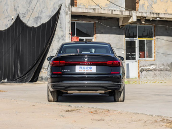 VW Passat 2026 Outstanding Model 330TSI Starry Sky Elite Edition