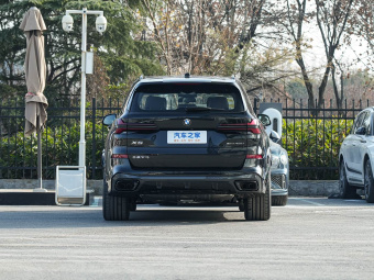 BMW X5 2026 xDrive 40Li Exclusive M Sport Night Edition