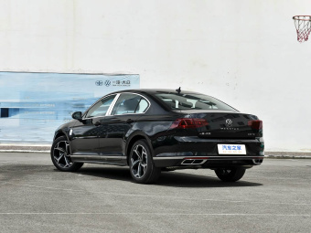 VW Magotan 2025 Facelifted II Popular Enjoyment Edition 330TSI DSG Luxury