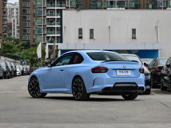 BMW M240i Coupe 2026 xDrive