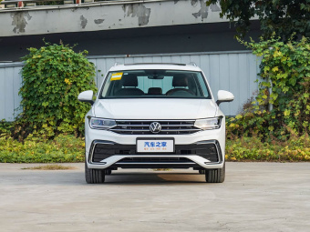 VW Tiguan L 2025 Outstanding Model 330TSI Automatic 2WD R-Line Dragon Edition