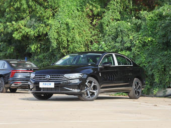 VW Magotan 2026 30 Million Unit Selection 280TSI DSG Luxury