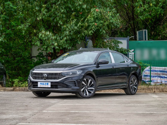 VW Passat 2025 Outstanding Model 330TSI Elite Edition
