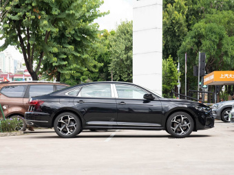 VW Passat 2026 Outstanding Model 380TSI Starry Sky Dragon Edition