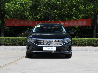 VW Passat 2025 Outstanding Model 380TSI Dragon Edition