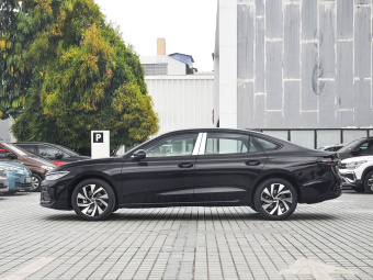 VW Passat 2026 Pro 300TSI Starry Sky Dragon Edition